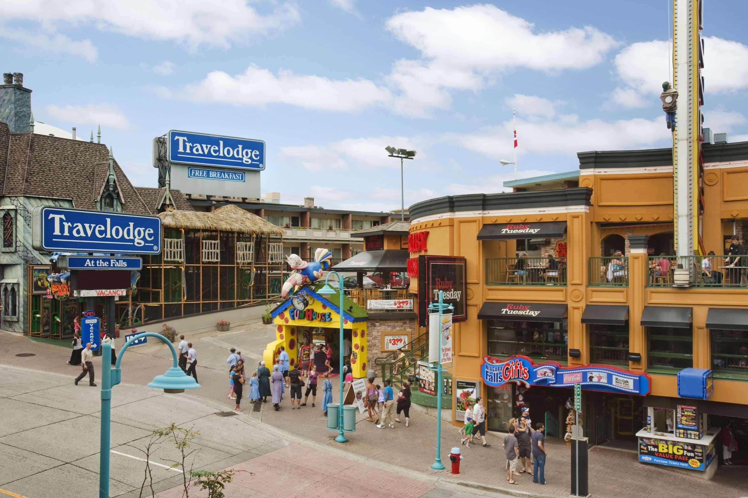 Travelodge By Wyndham At The Falls 3*