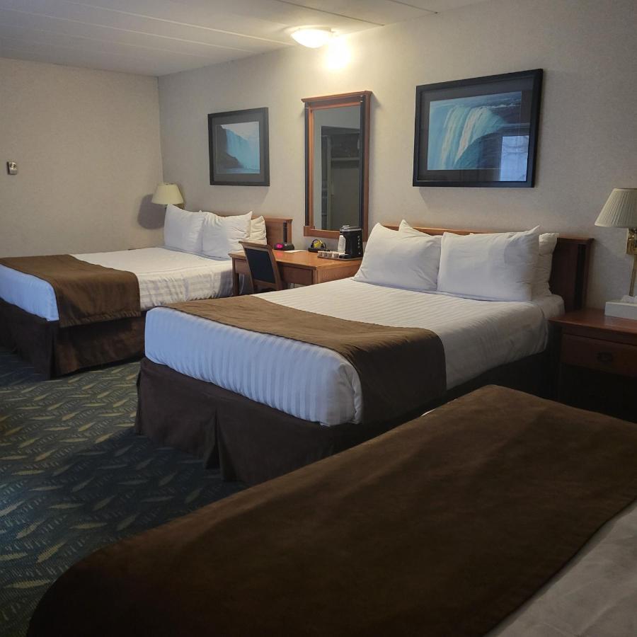 Hotel Travelodge By Wyndham At The Falls