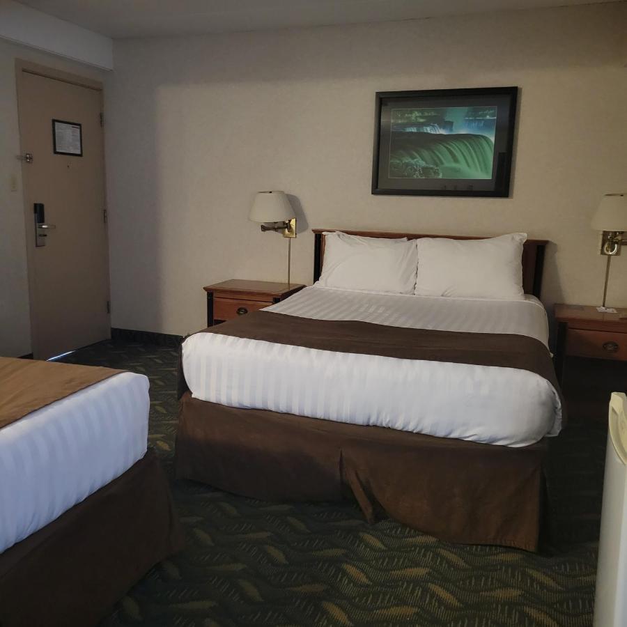 Travelodge By Wyndham At The Falls