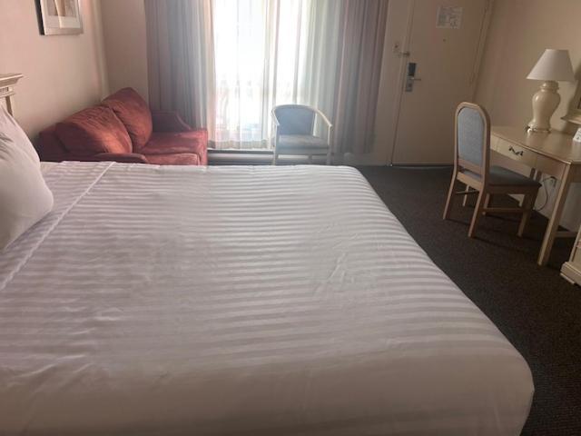 Travelodge By Wyndham At The Falls Niagara Falls