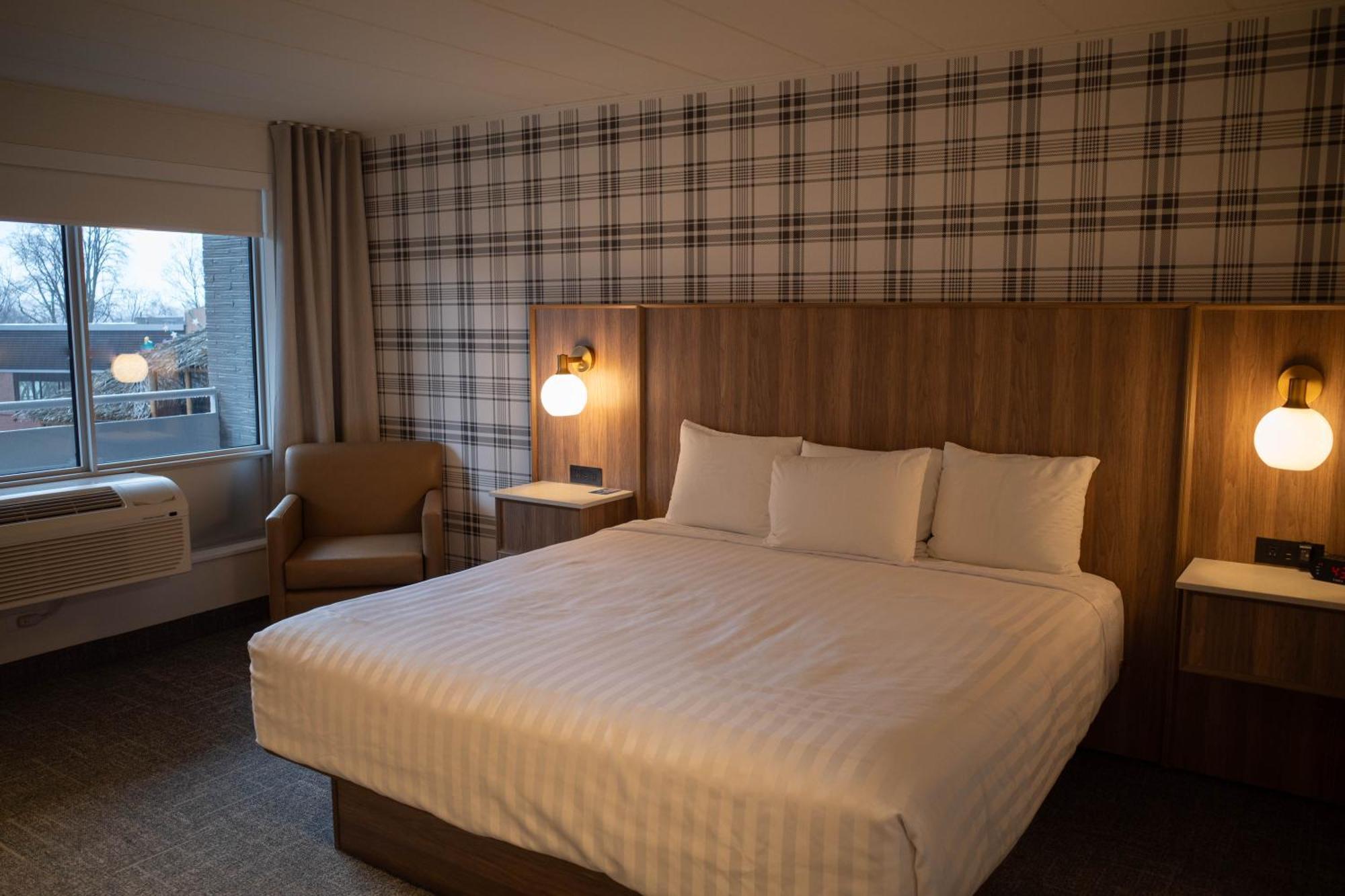 Hotel Travelodge By Wyndham At The Falls 3*