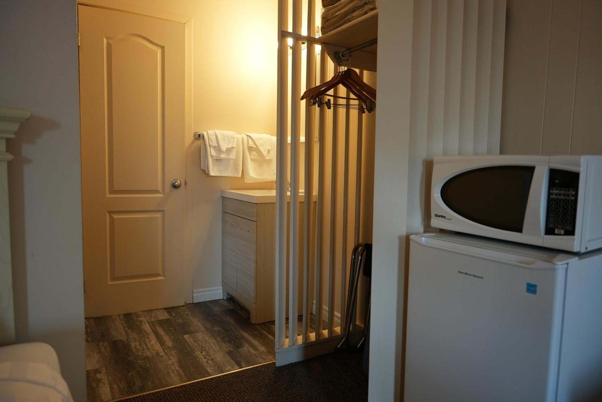 Hotel Travelodge By Wyndham At The Falls Niagara Falls