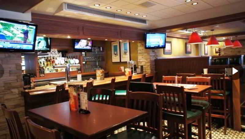 Travelodge By Wyndham At The Falls Hotel