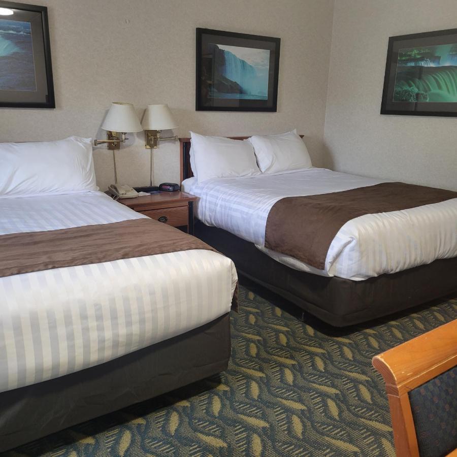 Travelodge By Wyndham At The Falls Hotel Niagara Falls